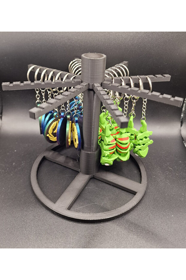 Keychain Stand – Rotating and Overlapping Display