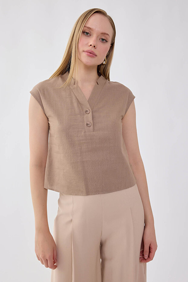 بلوزة من الكتان الفيسكون بياقة على شكل حرف V وأزرار أمامية - 2