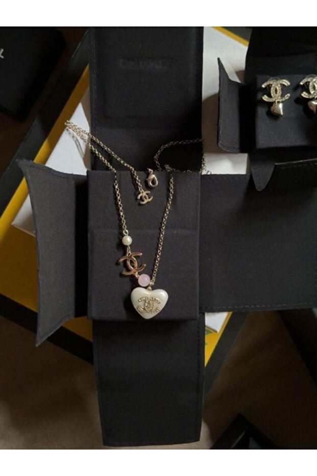 Chain with pendant - 7