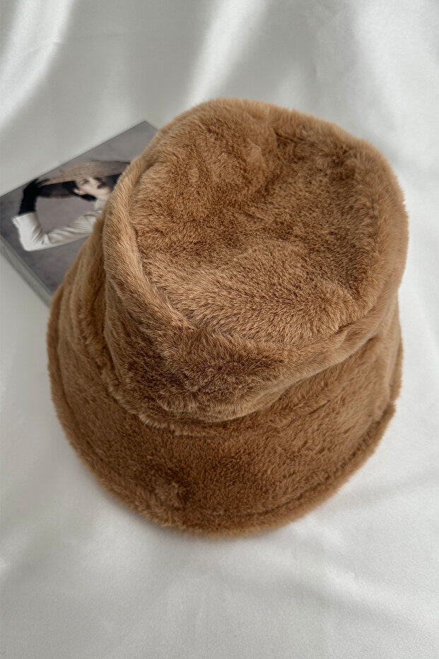 قبعة من القطيفة ذات ملمس ناعم - 4