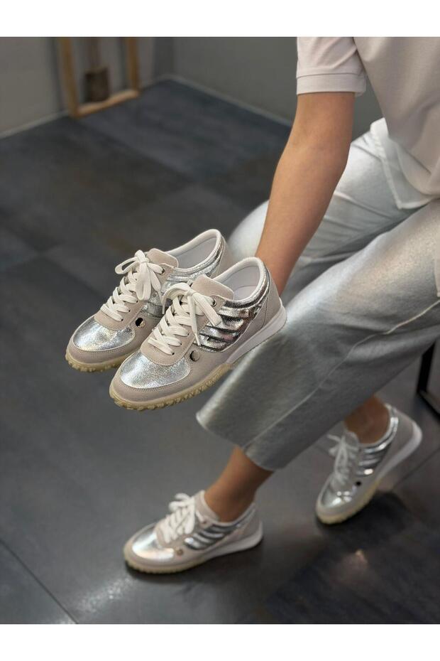 Silver Cream Lace-Up Women's Casual Sports Shoes