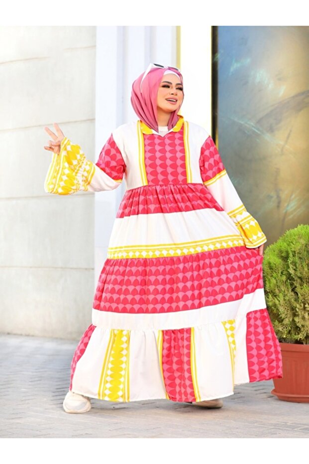 جلابية فضفاضة عصرية