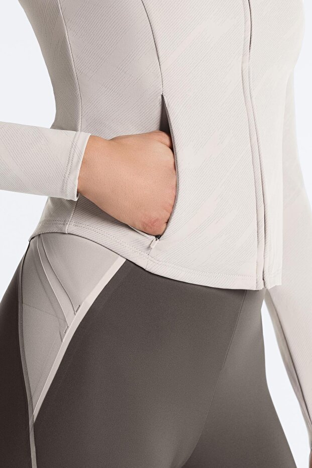 سترة تقنية عاكسة خفيفة ودافئة - 5