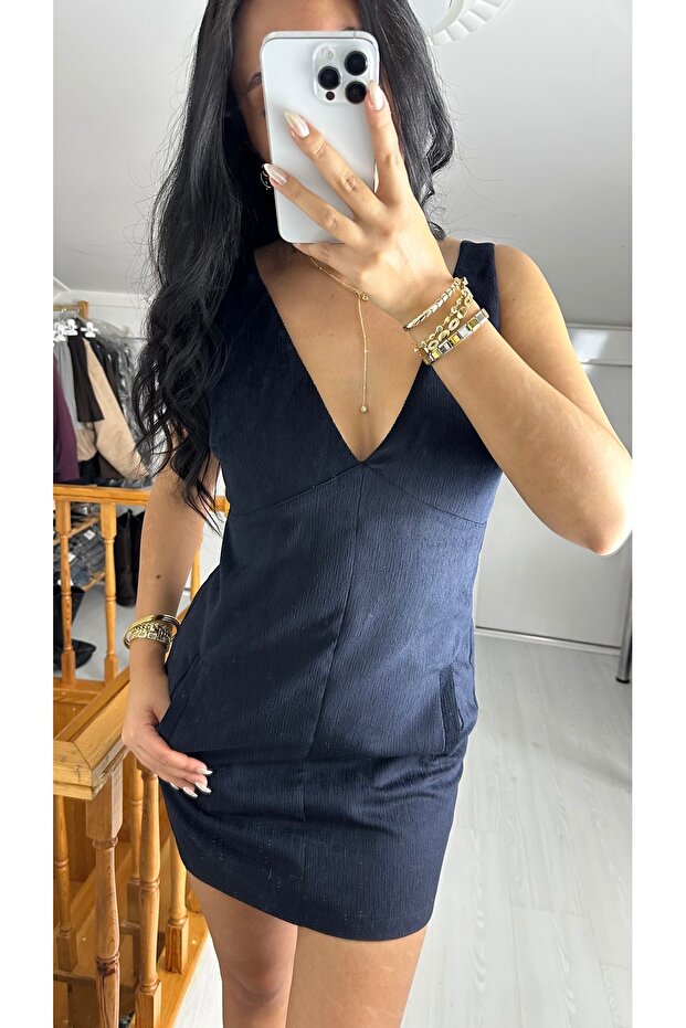 V YAKA ELBİSE - 5