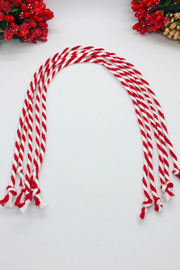 خيط مارتينيشكا، خيط لتغليف هدايا الحظ، خيط أحمر وأبيض بطول 1 متر - 2