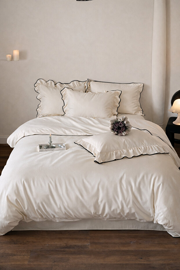 Soft Ruffle Trimmed 100% Cotton Double Duvet Cover Set / Natural Beige