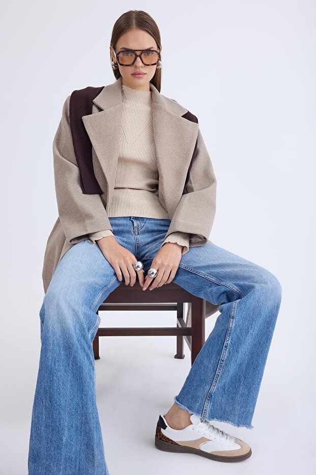 Buttoned Long Stamp Coat - 6