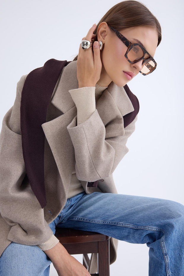 Buttoned Long Stamp Coat - 7