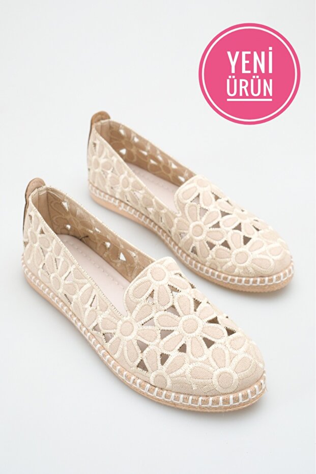 Women's Straw Sole Patterned Espadrille with Floral Pattern, Casual Bebet