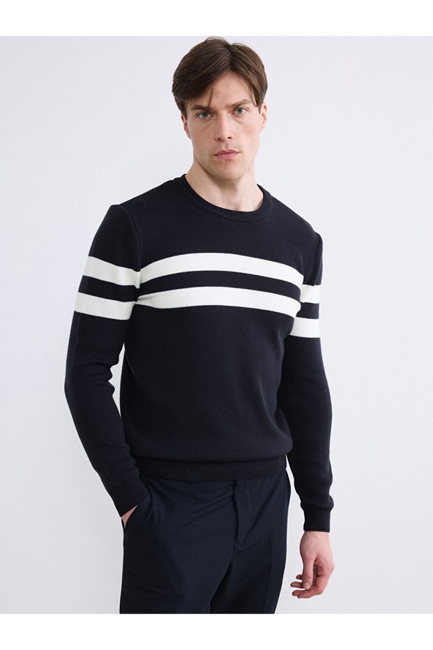 Esvab • Modern & Distinctive Zero Roba Collar Striped Men's Knitwear Sweater
