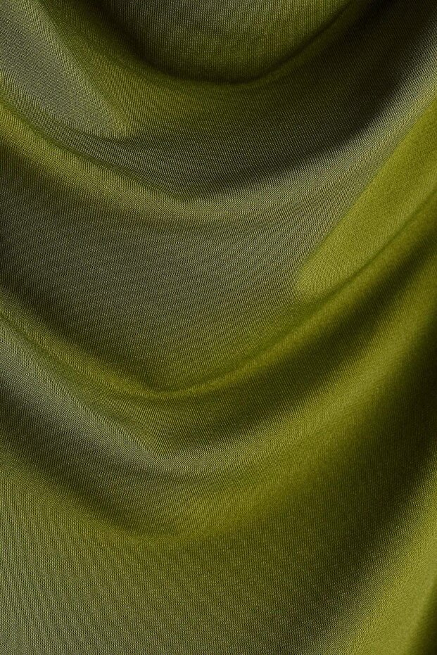 بلوزة برقبة دائرية - 2