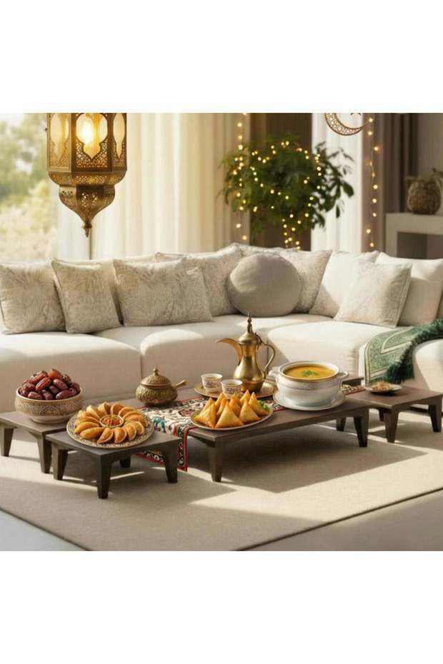 طقم طاولة قهوة مربعة من الخشب - تصميم كلاسيكي