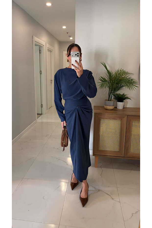 Pucca Navy Blue Twisted Detailed Blouse Skirt Set