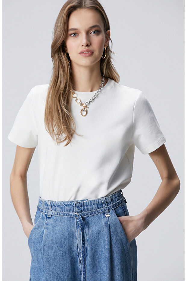 Beyaz Basic T-shirt - 1