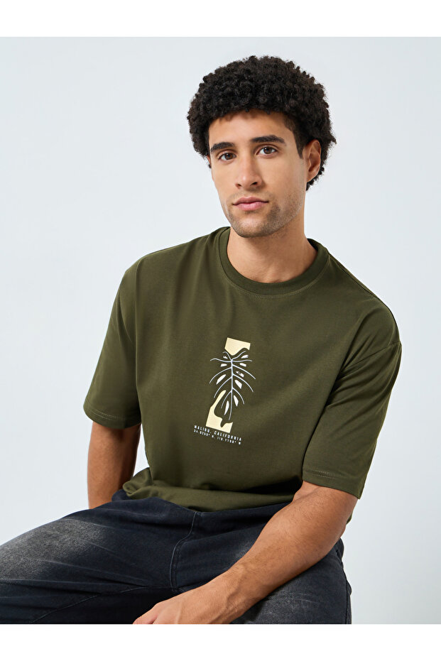 Men Green Graphic Print Oversized T-Shirt
