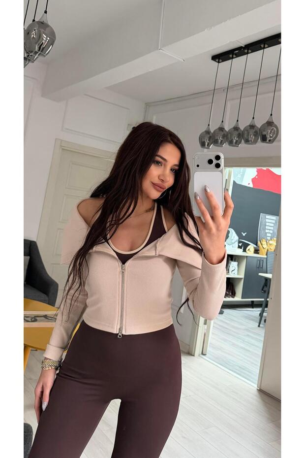 Beige Boat Neck Zippered Stretchy Blouse