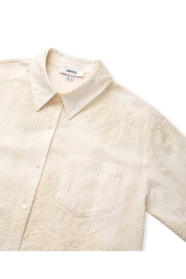 Çiçek nakışlı gömlek - 4