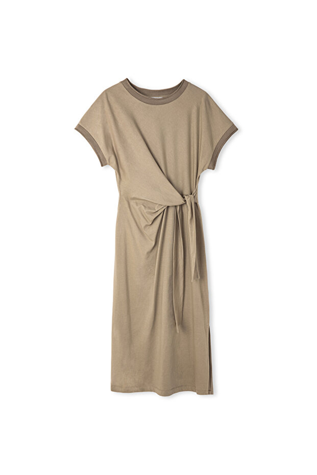 Belden bağlamalı elbise - 3