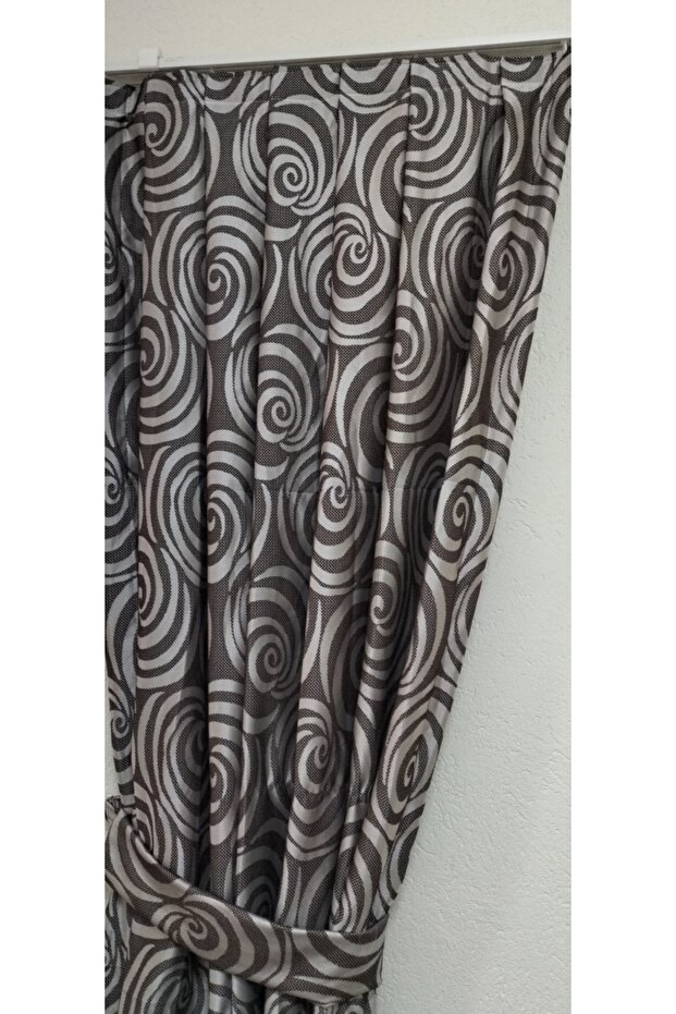 Background curtain - 1