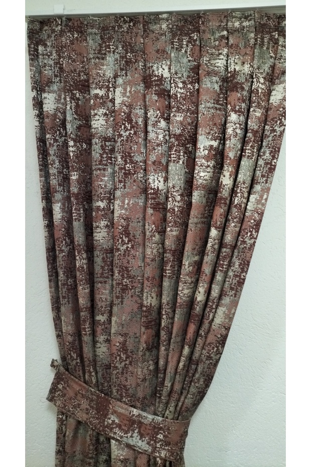 Background curtain - 1
