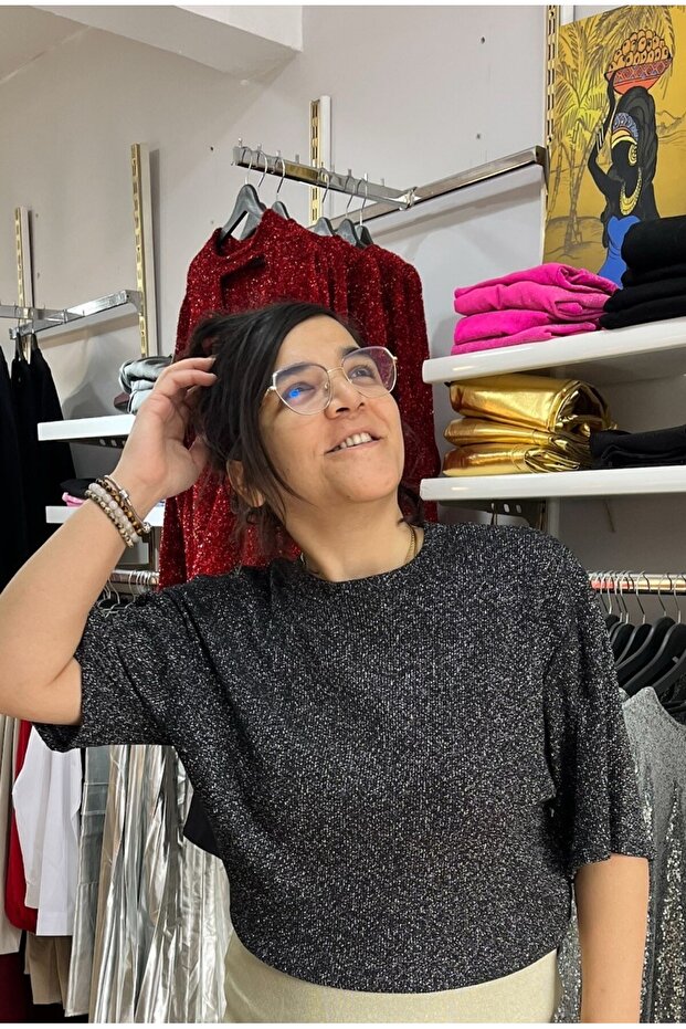 Kendinden Simli Şık Üst - 2