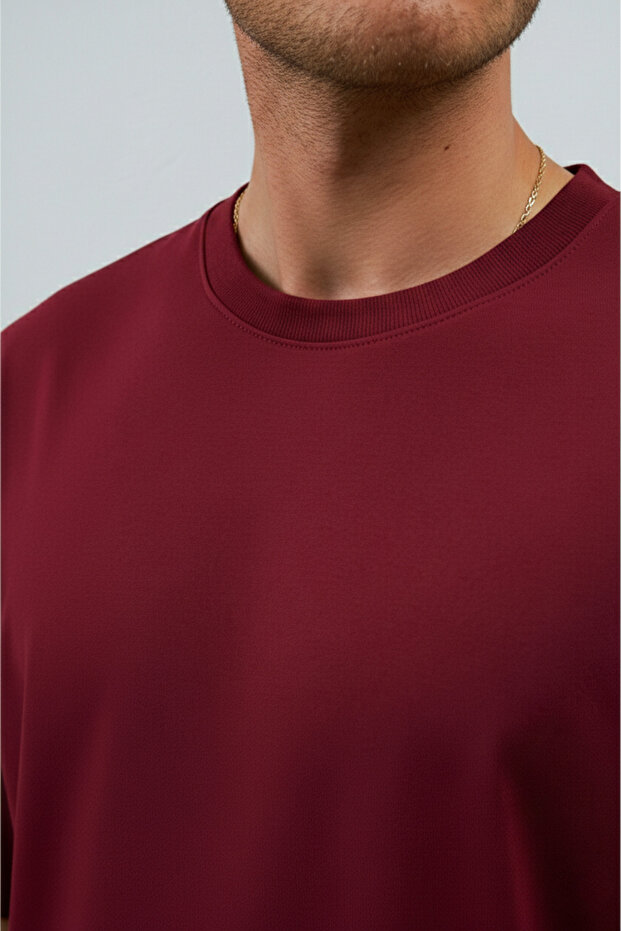 تي شيرت رجالي أحمر اللون ذو ياقة دائرية ومقاس كبير مصنوع من القطن بخيطين - 2