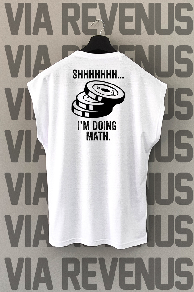 تيشيرت رياضي مطبوع عليه I'm Doing Math Gym بدون أكمام مصنوع من القطن بنسبة 100%