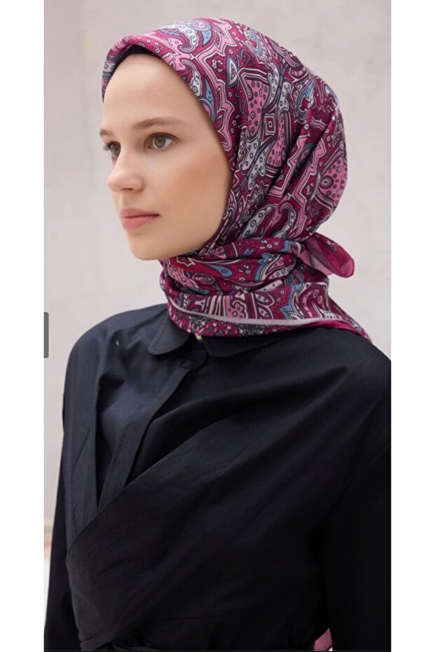 وشاح ناعم فاخر بنمط عرقي