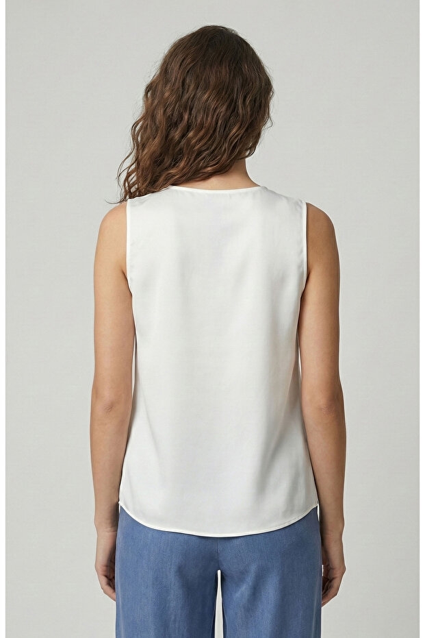 Kırık Beyaz Kalın Askılı Basic Bluz - 2