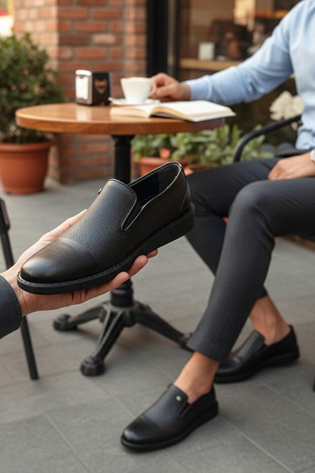 Genuine Leather Black Laceless Classic Men's Shoes with Elastic Sides
