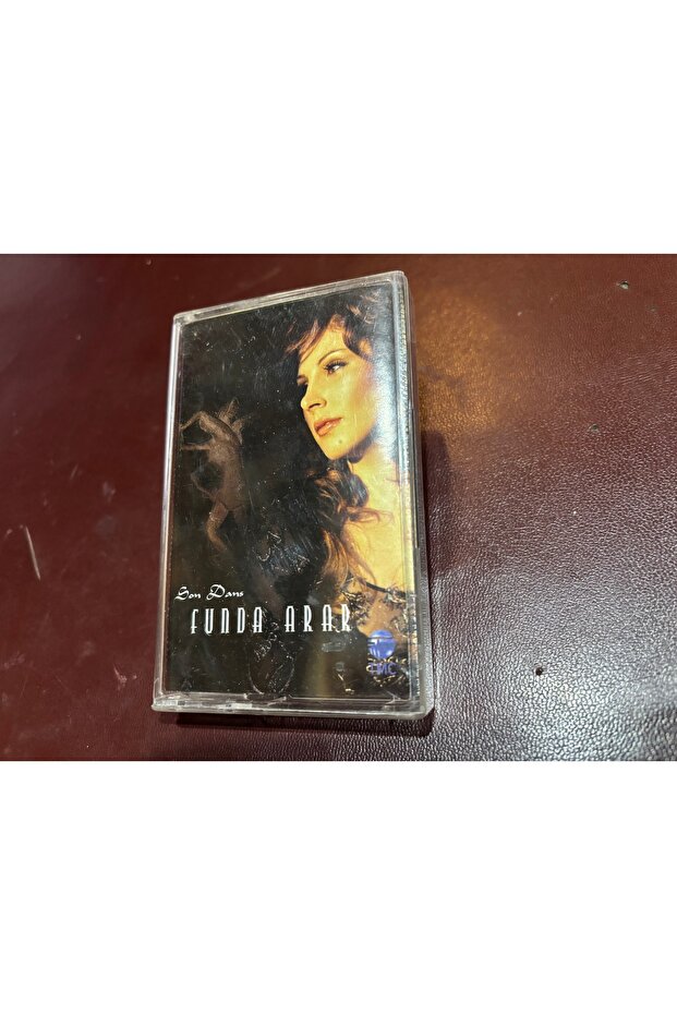 Funda Arar - Son Dans