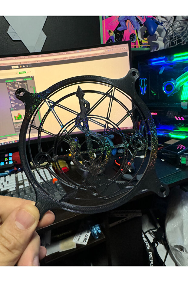 شبكة مروحة الكمبيوتر من تصميم Alchemist - 2