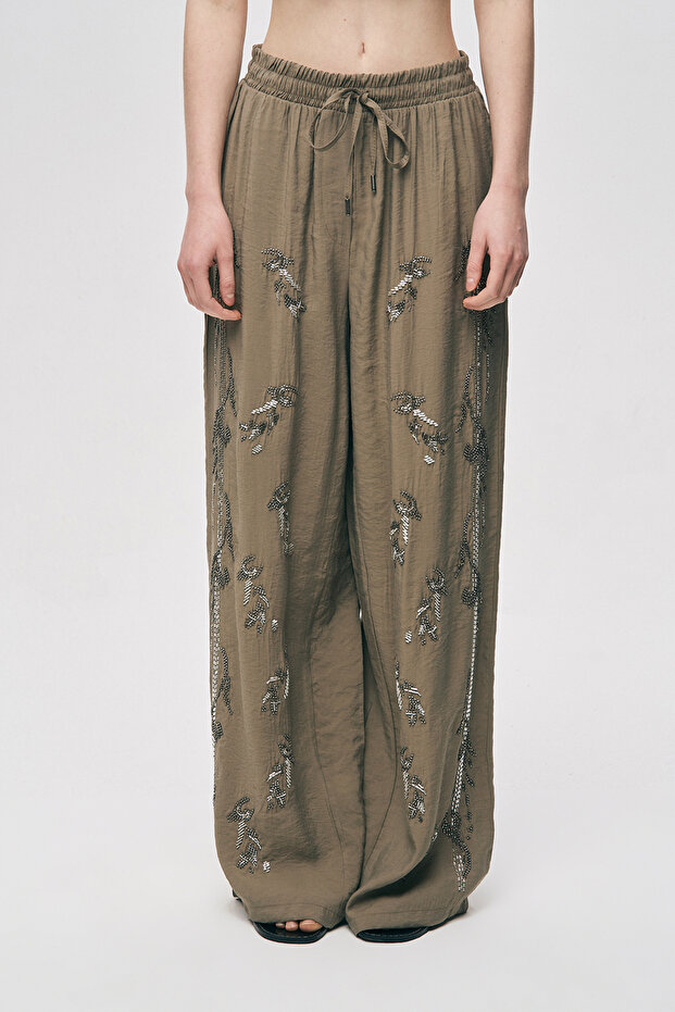 Women's Wide-Leg Pants with Beaded Embroidery on the Front and Sides