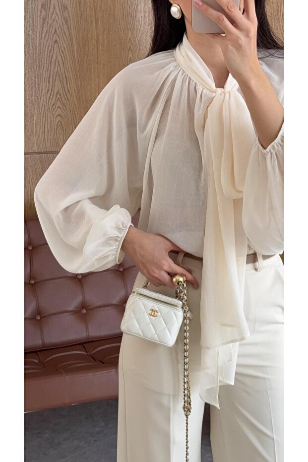 Μπλούζα εκρού με δέσιμο - 4