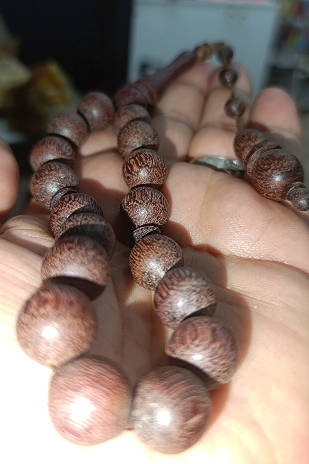 مسبحة صلاة طبيعية 14 ملم من خشب المورغول