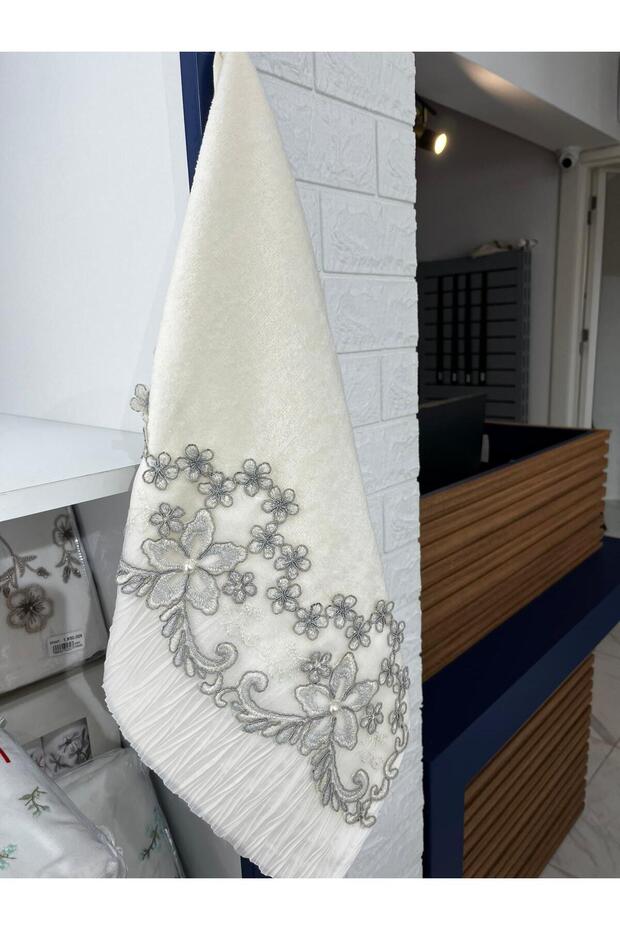 Mi̇ra Gold Lace Towel 50 X 90