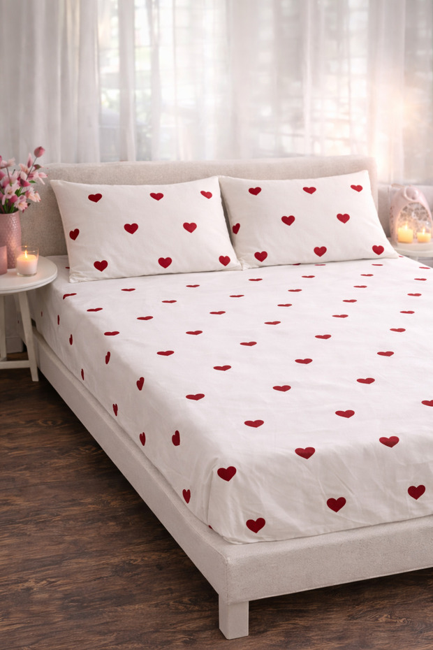 Akfil Fabric Red Heart Pillowcase and Elastic Single Bed Sheet Set - Oeko-Tex Certified