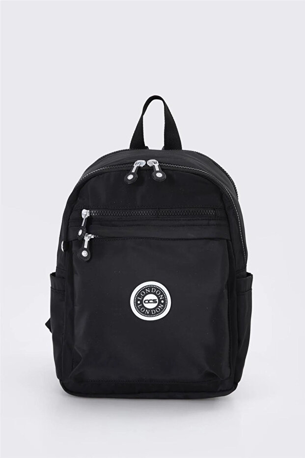 حقيبة ظهر سوداء خفيفة الوزن متوسطة الحجم 17618 - 1