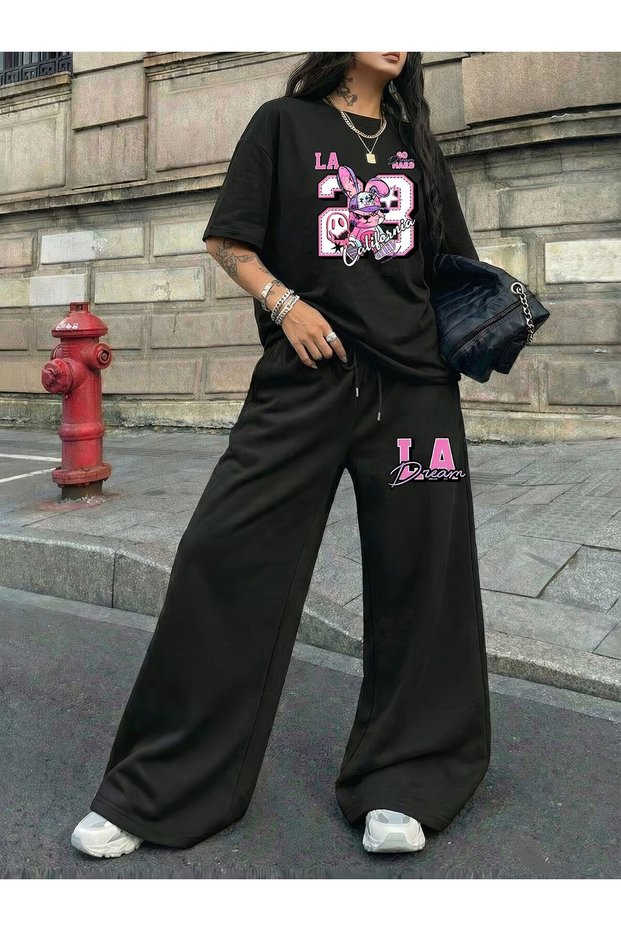 Women's La Dream 23 Printed Oversized T-Shirt and Baggy Sweatpants - Two-Piece Summer Tracksuit Set