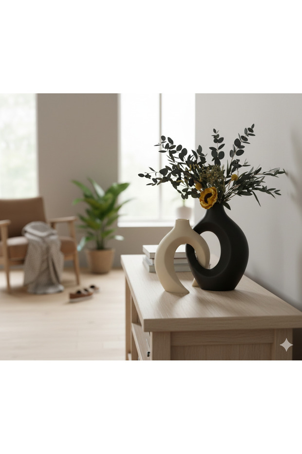 Modern Balance Vase Set