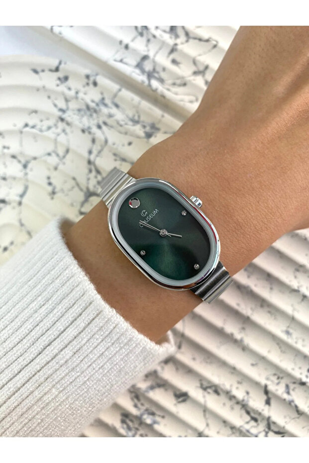 Riga Oval Kasa Silver Inside Green Women's Wristwatch