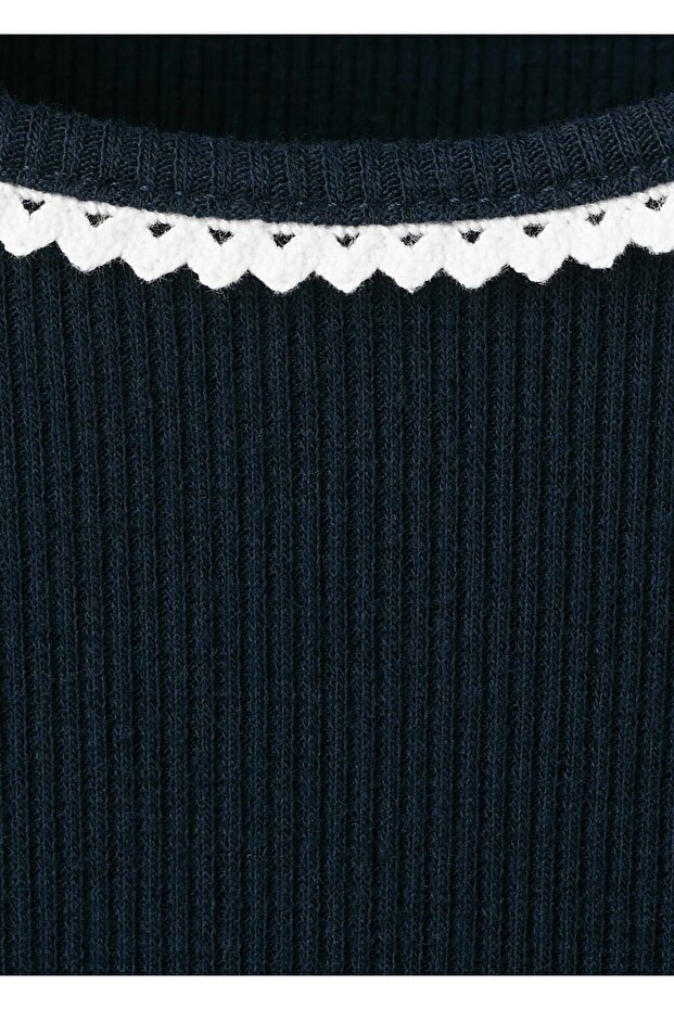 Kontrast biyeli tişört - 7