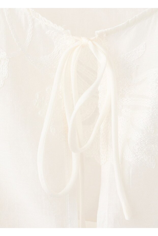 Çiçek işlemeli lyocell bluz - 5