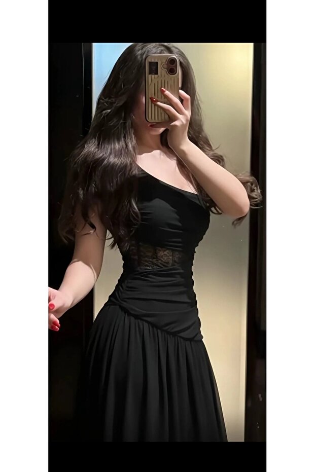 فستان أسود جورجيت
