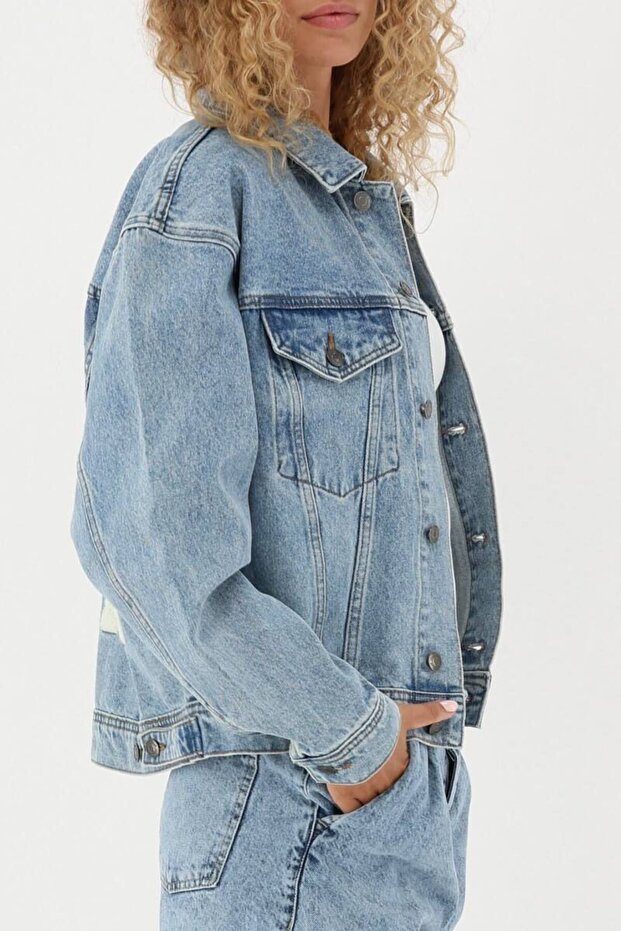 جاكيت دنيم مطرز بالزخرفة - 3