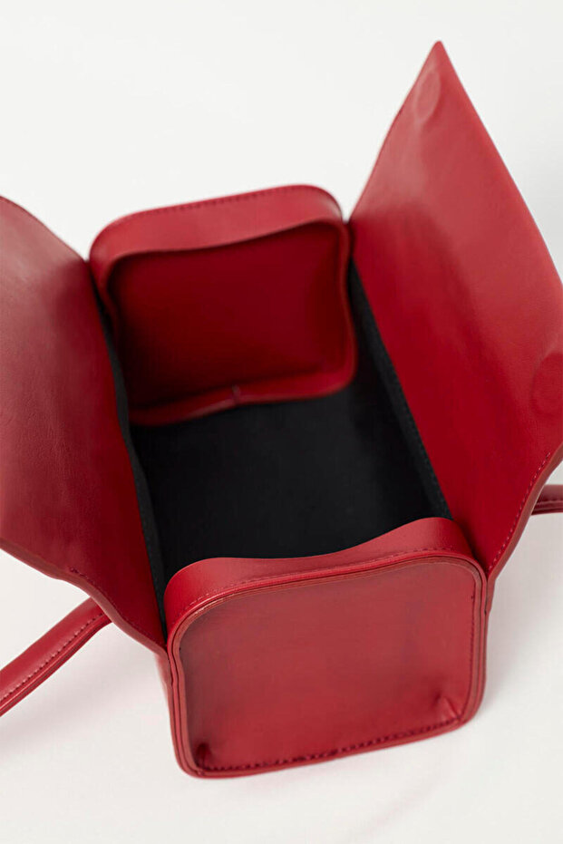 KIRMIZI KUTU ÇANTA - 6