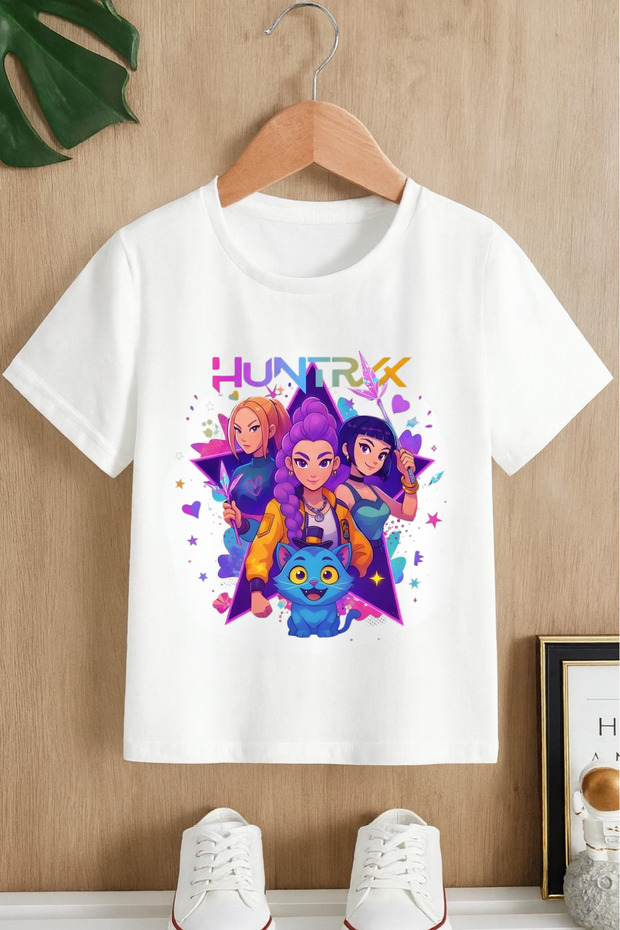 Demon Hunter Huntrix Printed Black and White Unisex T-Shirt