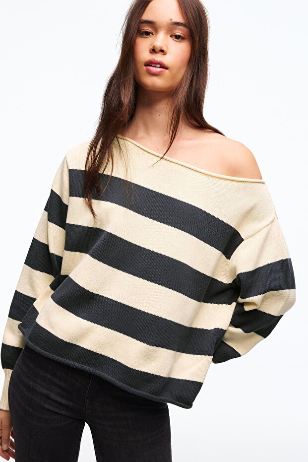 Geniş yaka kazak - 1