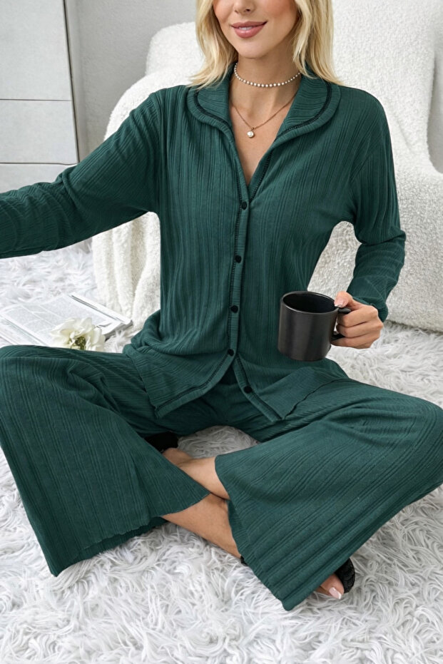 Straight Report Front Buttoned Pajama Set - 3