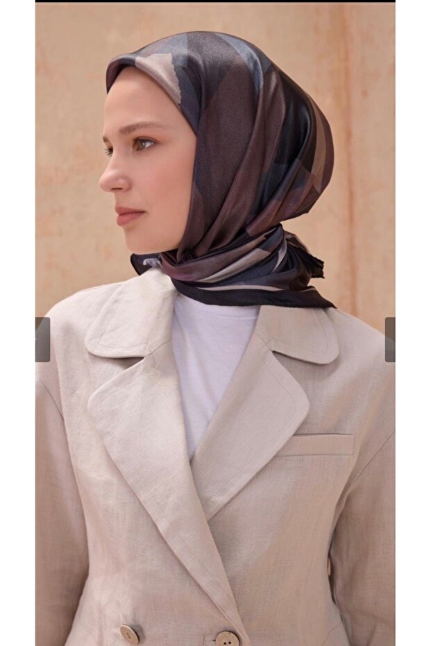 وشاح كريستال
